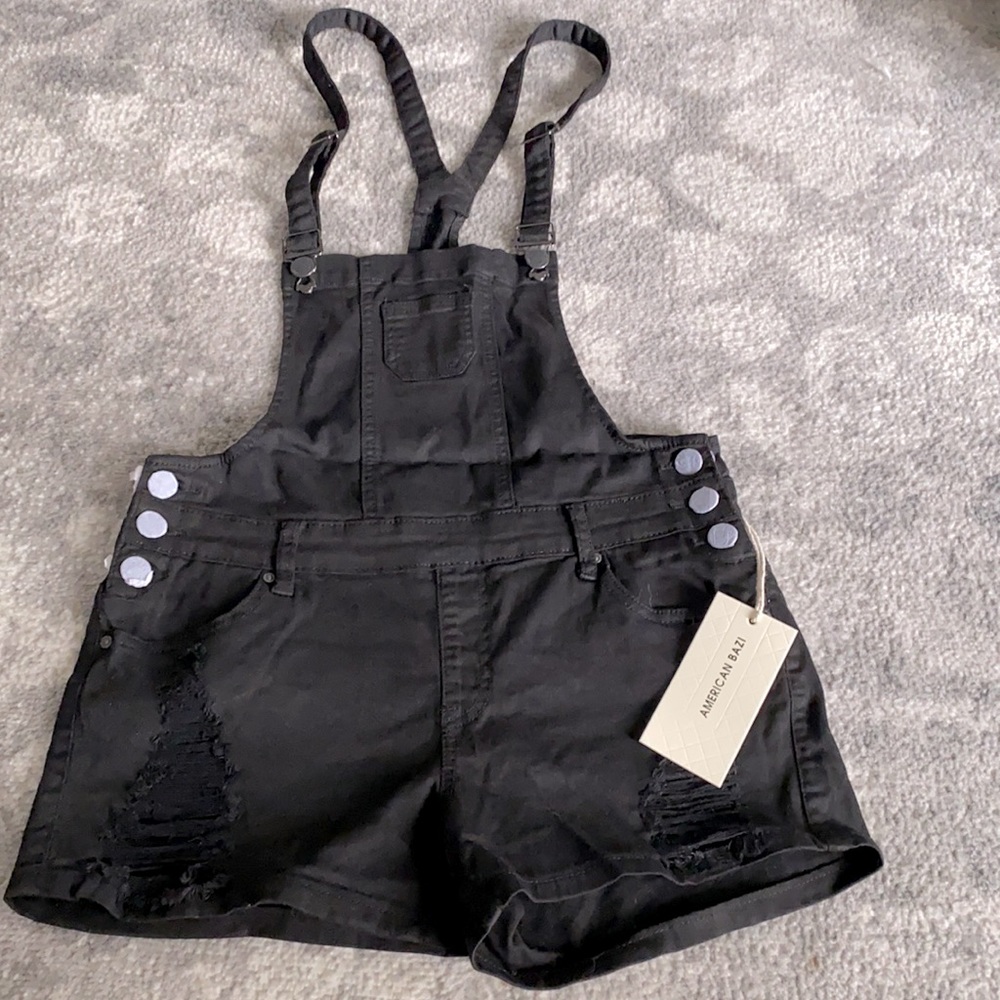 Overall shorts
